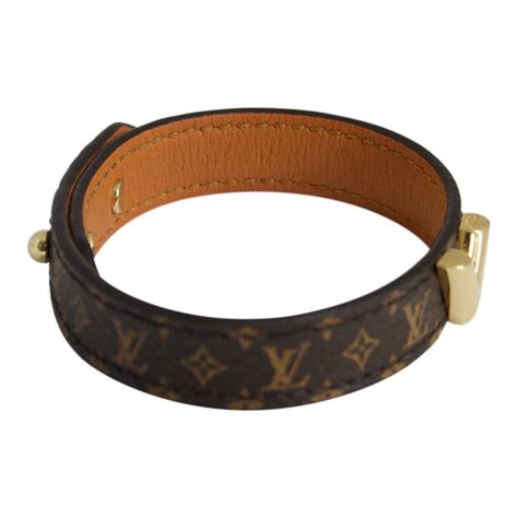 bracelet essential louis vuitton|lv bracelet.